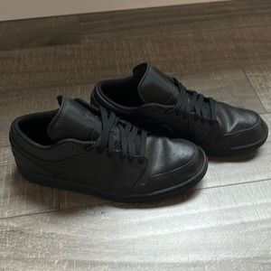 Air Jordan 1 Low Triple Black